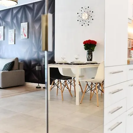 Apartament Glamour 科沃布热格